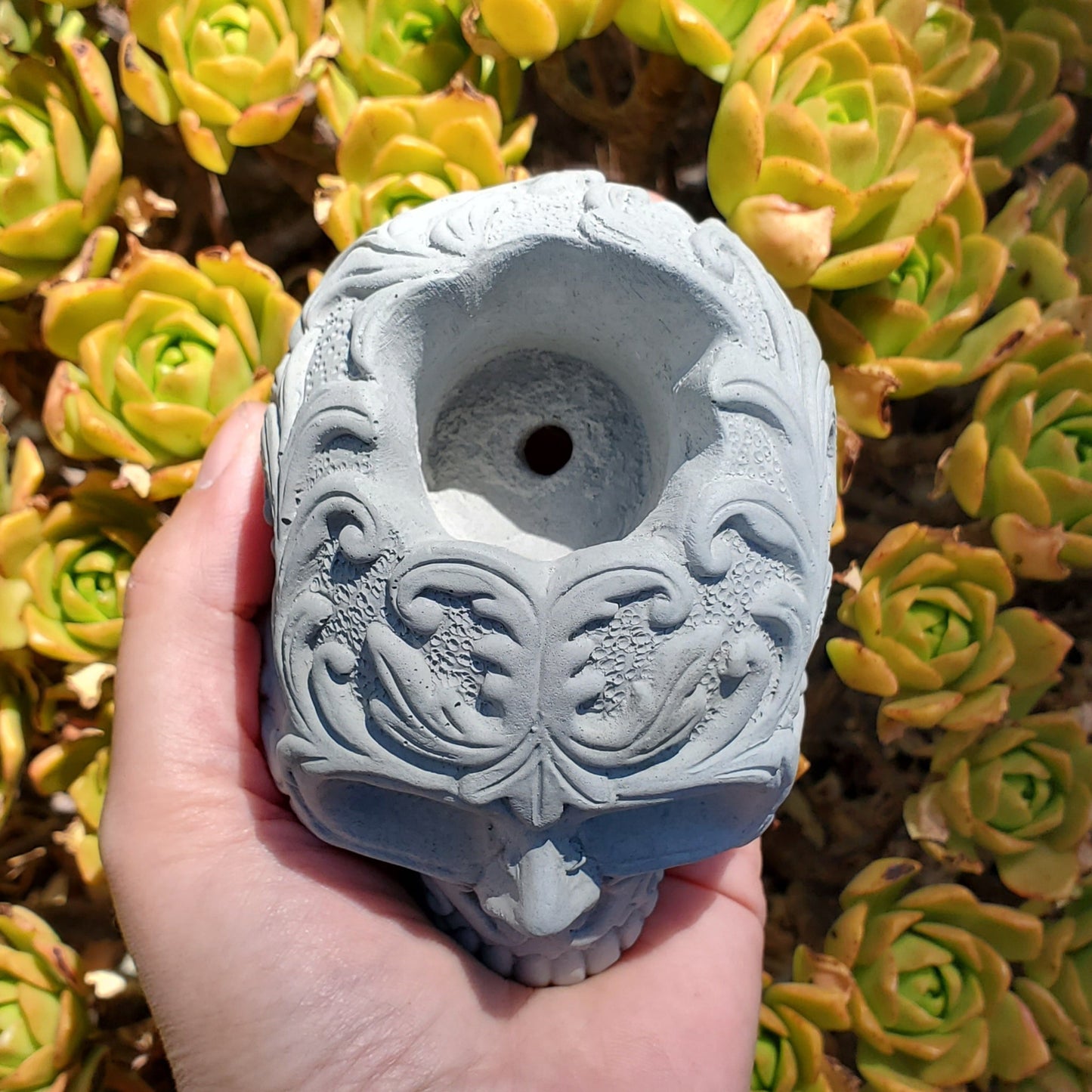 Small Skull Cement Planter